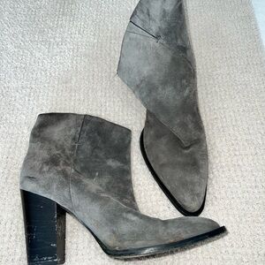 Vince Camuto Suede Bootie size 10